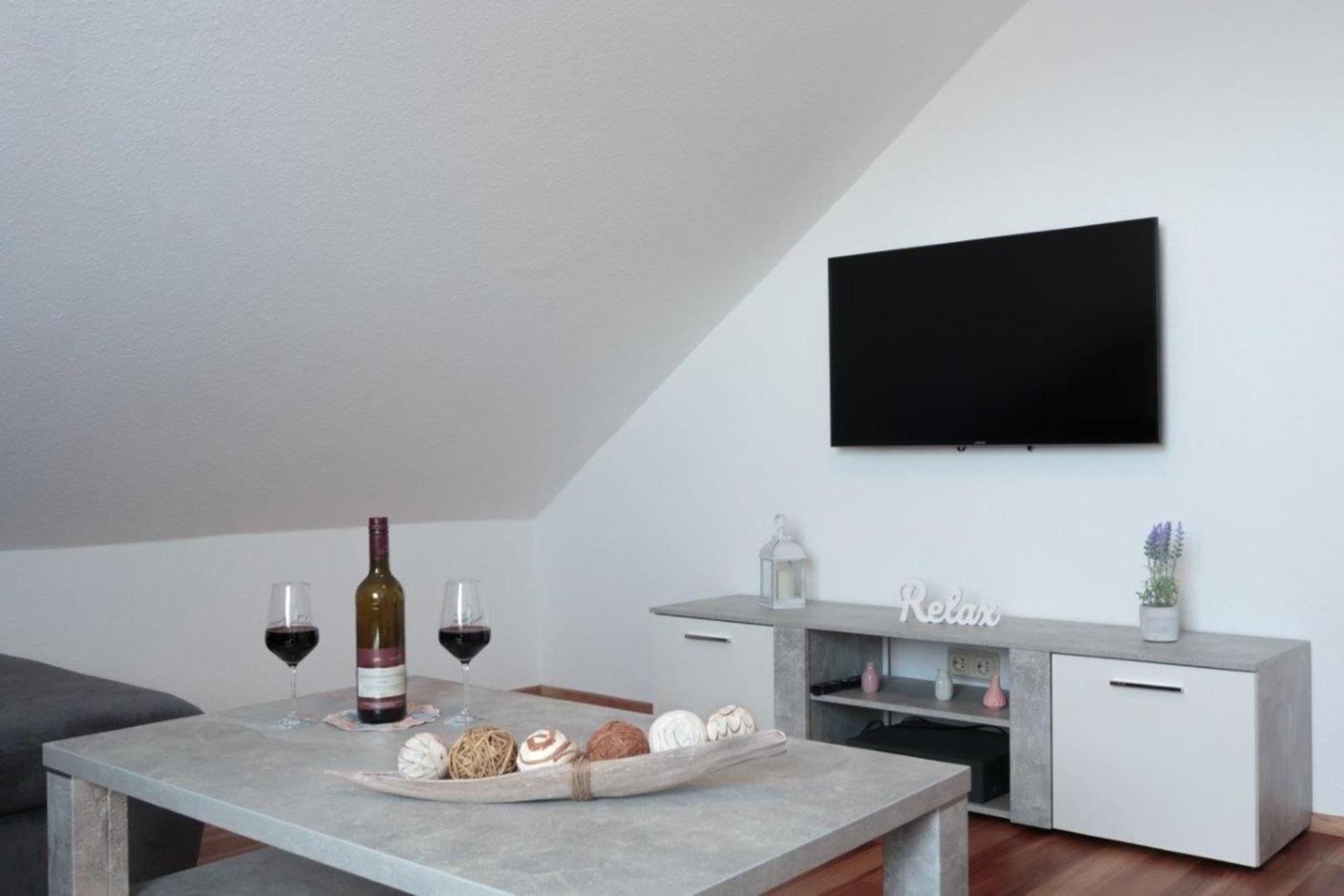 Irsch Ferienwohnung Grauschiefer מראה חיצוני תמונה